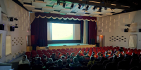 26.02.2025г. для маленьких зрителей детских садов "Солнышко"и "Малышок"в киноконцертном зале "МИР" состоялся показ всеми любимого, доброго и поучительного мультфильма. - Центр досуга населения